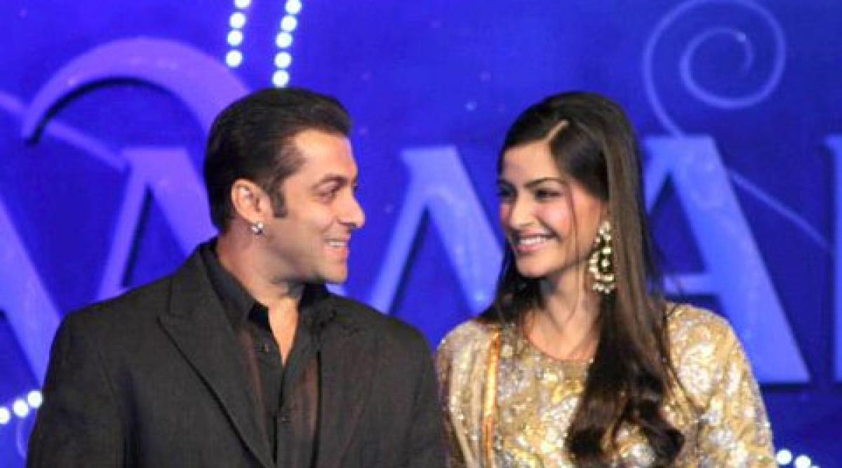 Photos: Salman-Sonam scorch the ramp at Khadi Fashion show